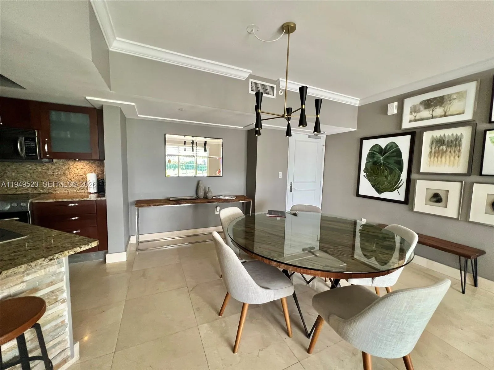 20000 E Country Club Dr # 806, Aventura FL 33180