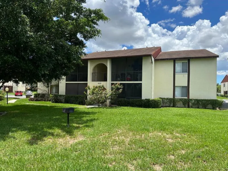 4709 Sable Pine Cir # B1, West Palm Beach FL 33417
