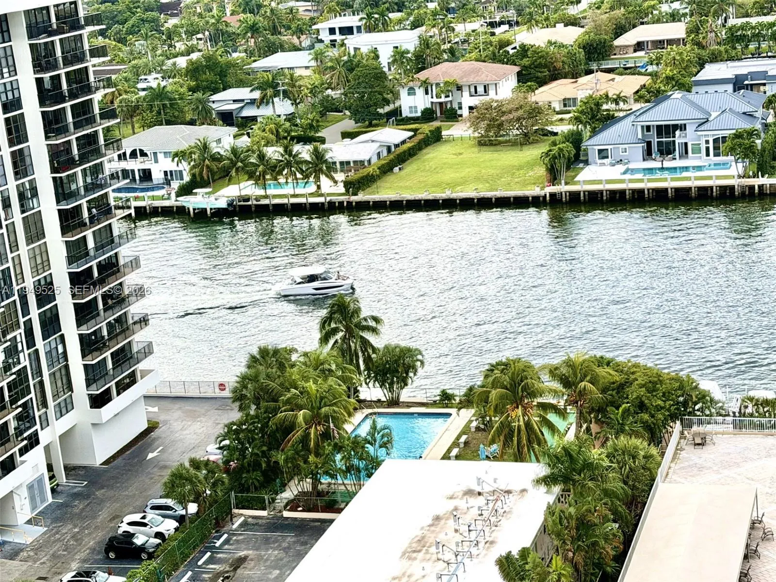 1985 S Ocean Dr # 16C, Hallandale Beach FL 33009