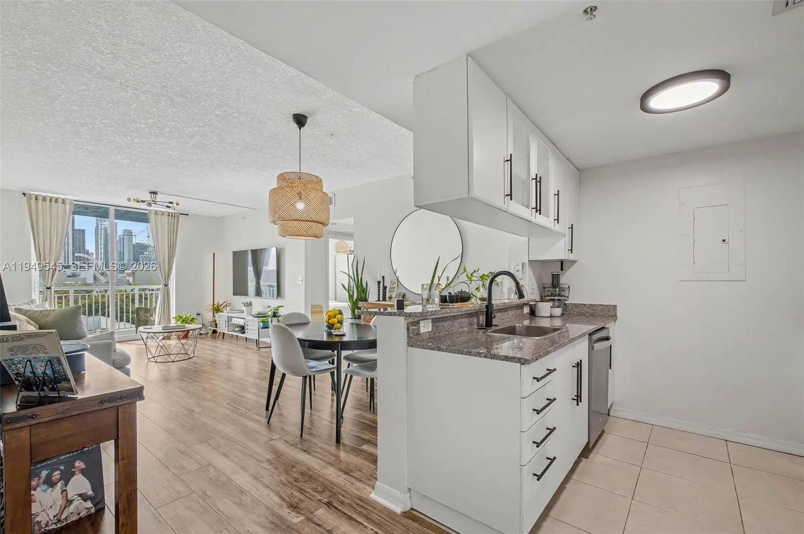 275 NE 18th St # 703, Miami FL 33132