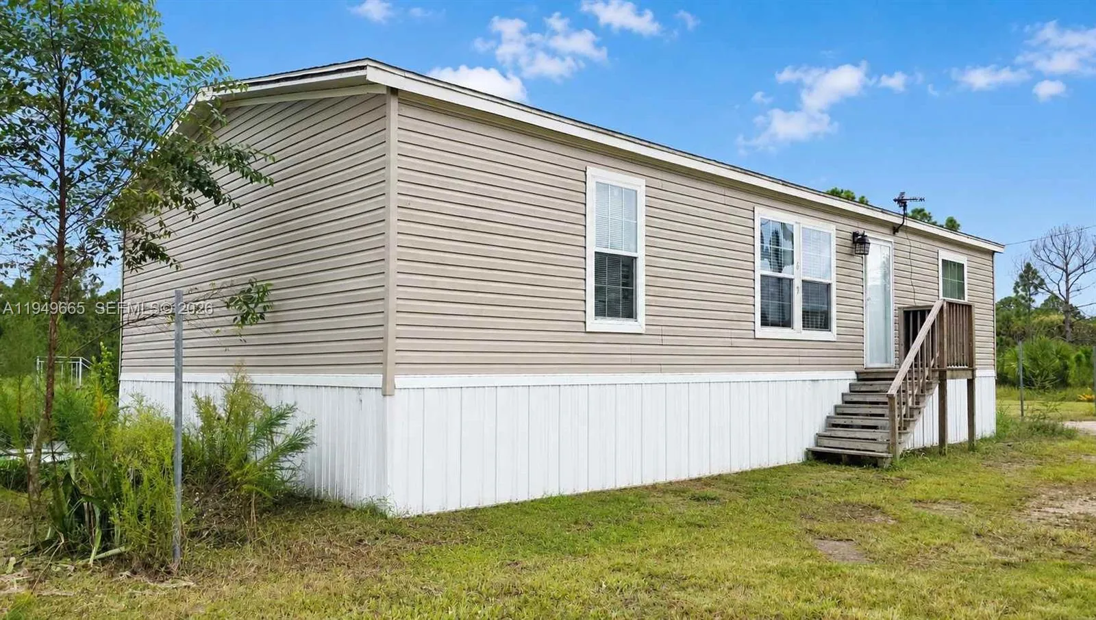 612 Hunting Club Ave, Clewiston FL 33440