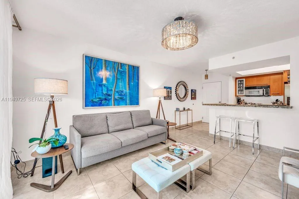 110 Washington Ave # 2310, Miami Beach FL 33139