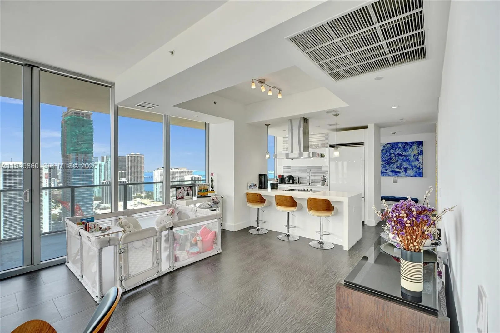 1100 Biscayne Blvd # 3708, Miami FL 33132