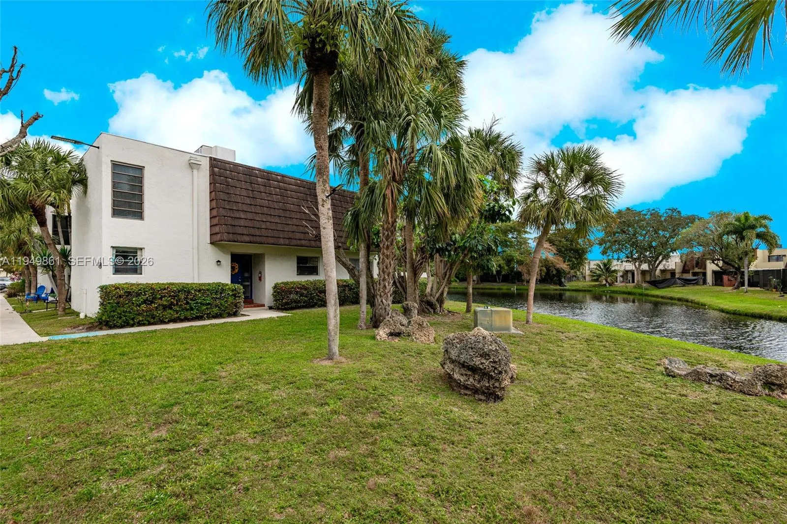 4 bedroom 2 bath for sale at 1501 NW 90th Way # 1501, Pembroke Pines FL 33024