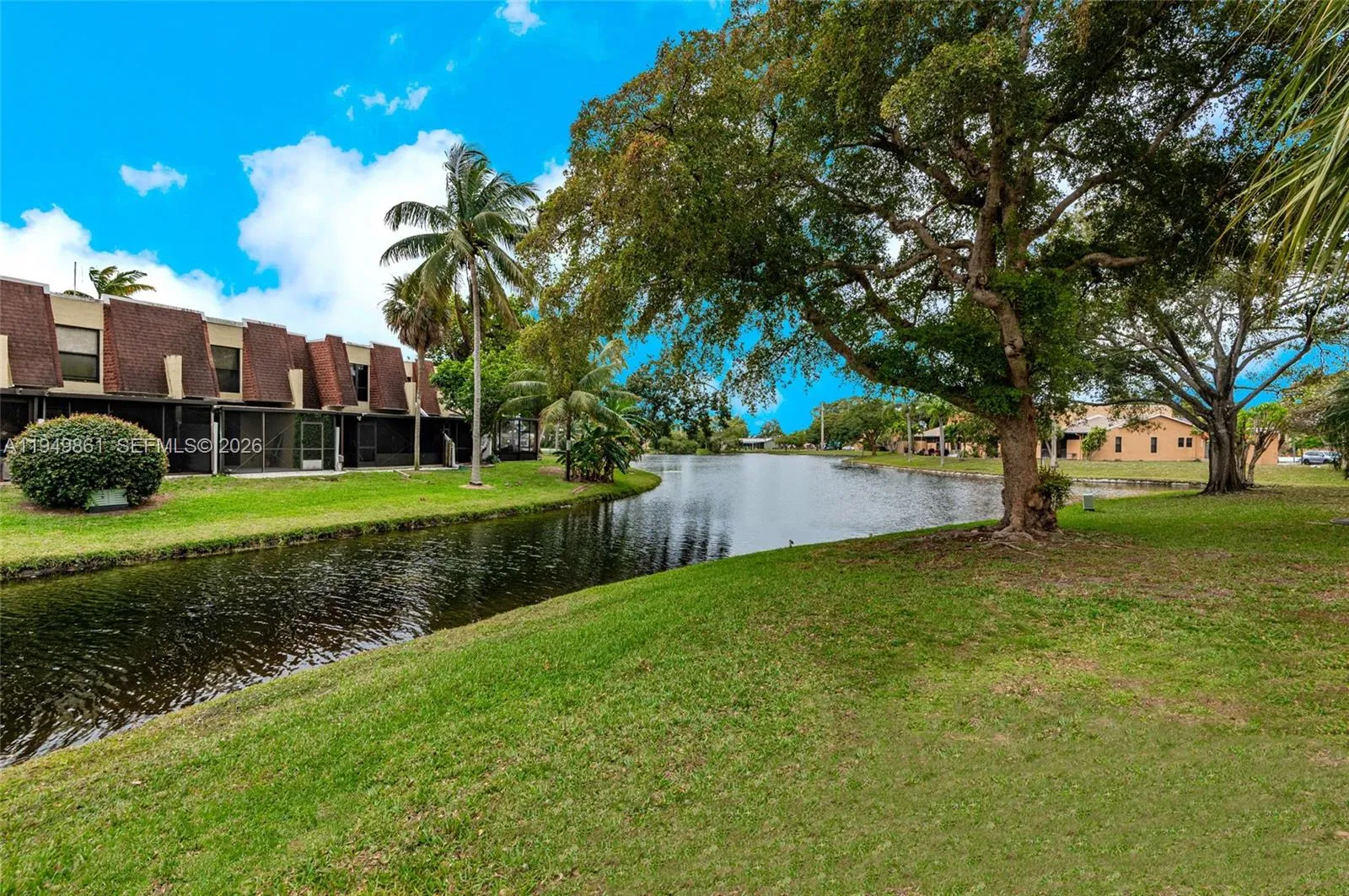 1501 NW 90th Way # 1501, Pembroke Pines FL 33024