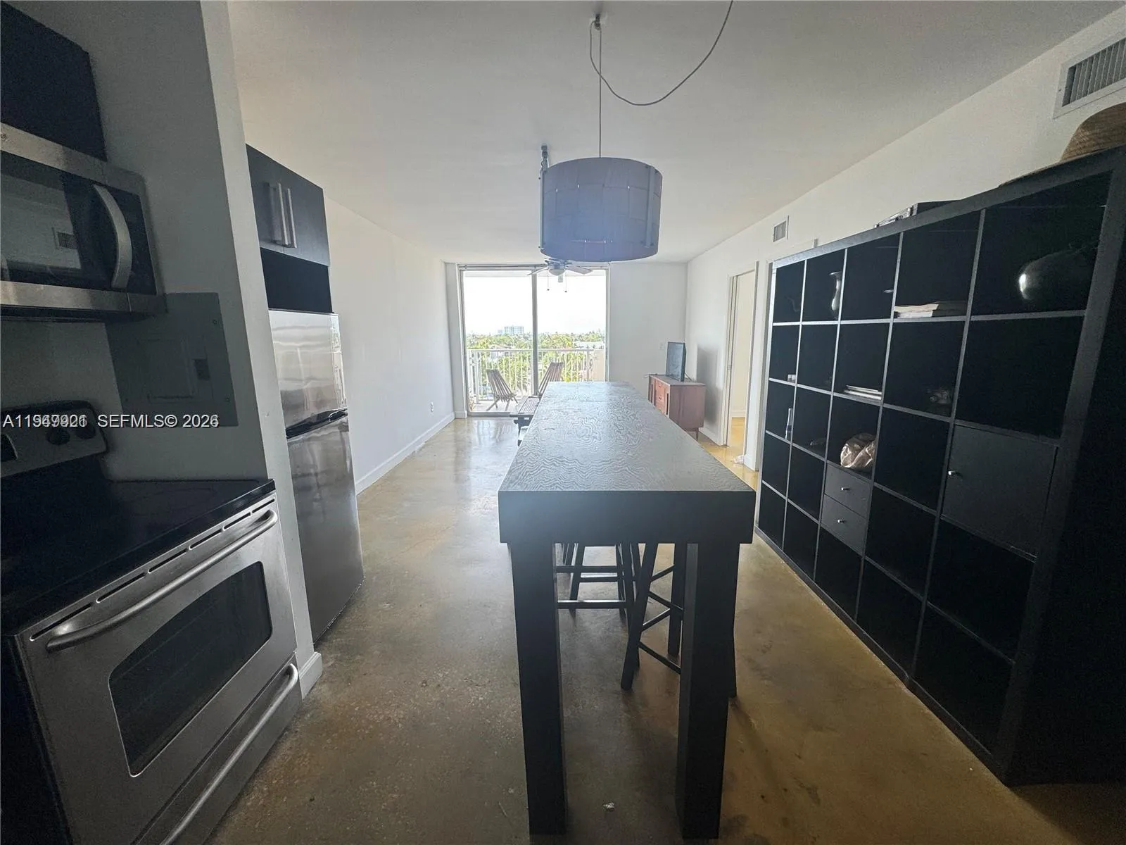 2000 NE 135th St # 606, North Miami FL 33181