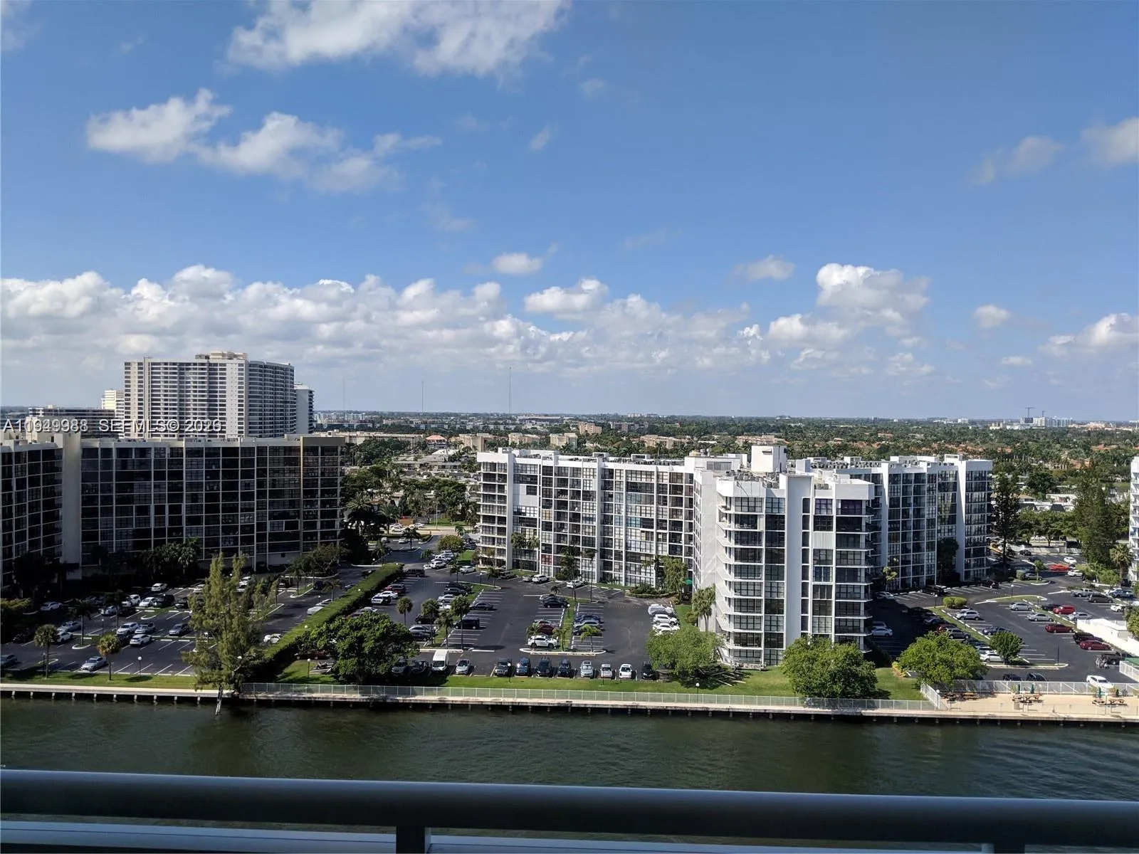 3000 S Ocean Dr # 1412, Hollywood FL 33019