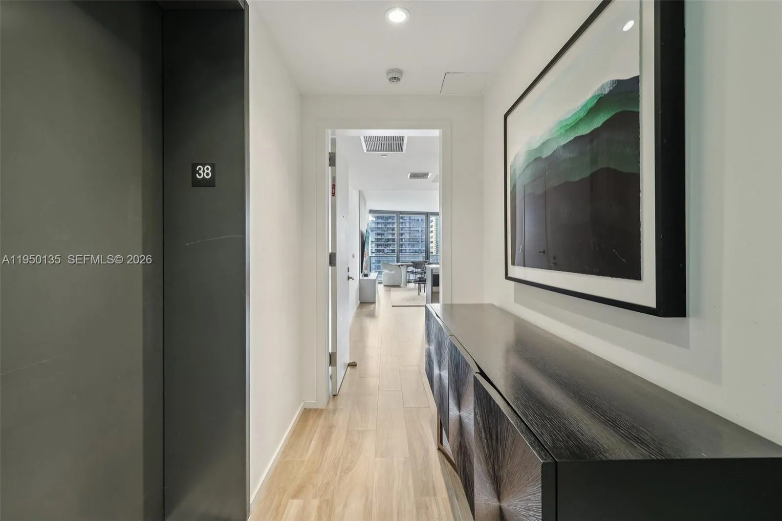 801 S Miami Ave # 3802, Miami FL 33130