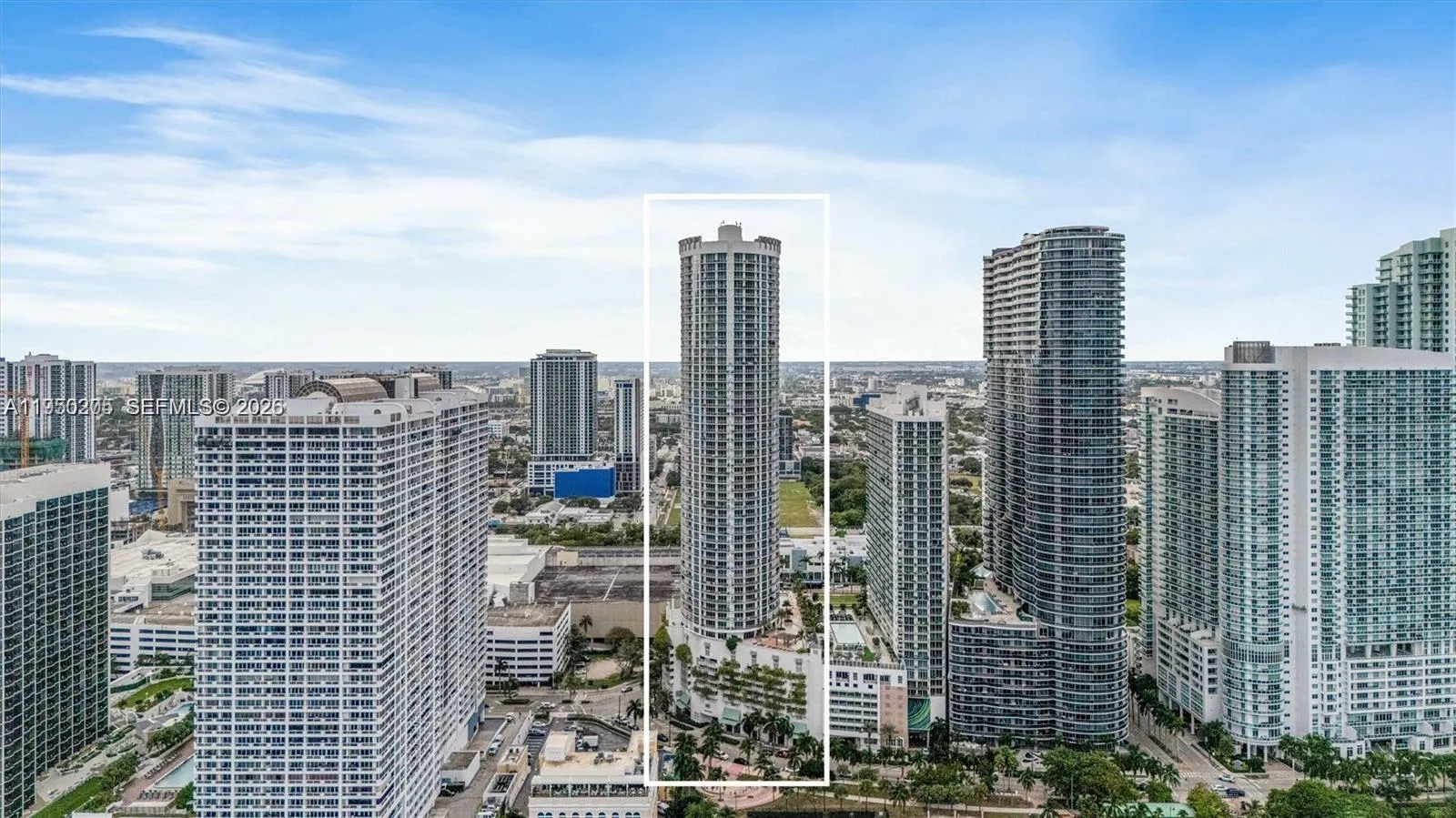 1 bedroom 1 bath for sale at 1750 N Bayshore Dr # 3005, Miami FL 33132