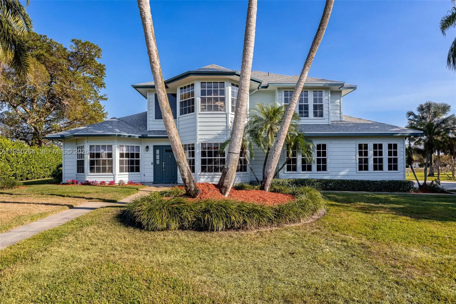 108 Ridgewood Ave, Clewiston FL 33440