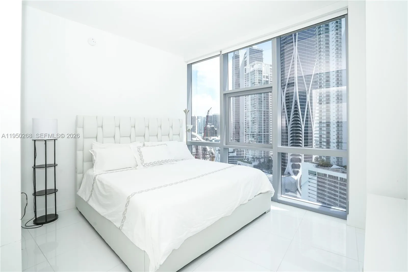 851 NE 1st Ave # 2101, Miami FL 33132