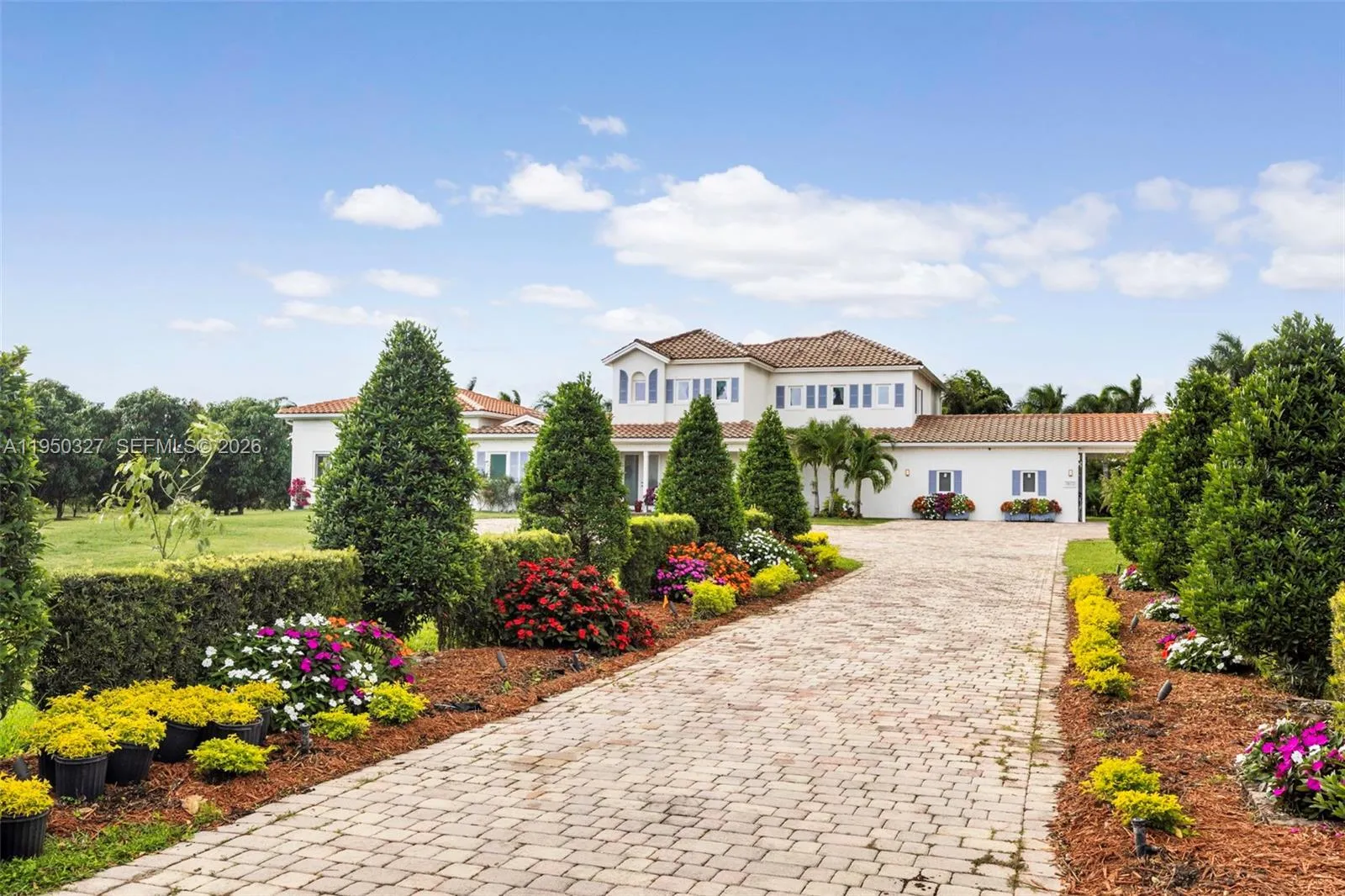 5 bedroom 4 bath for sale at 34650 SW 218th Ave, Homestead FL 33034