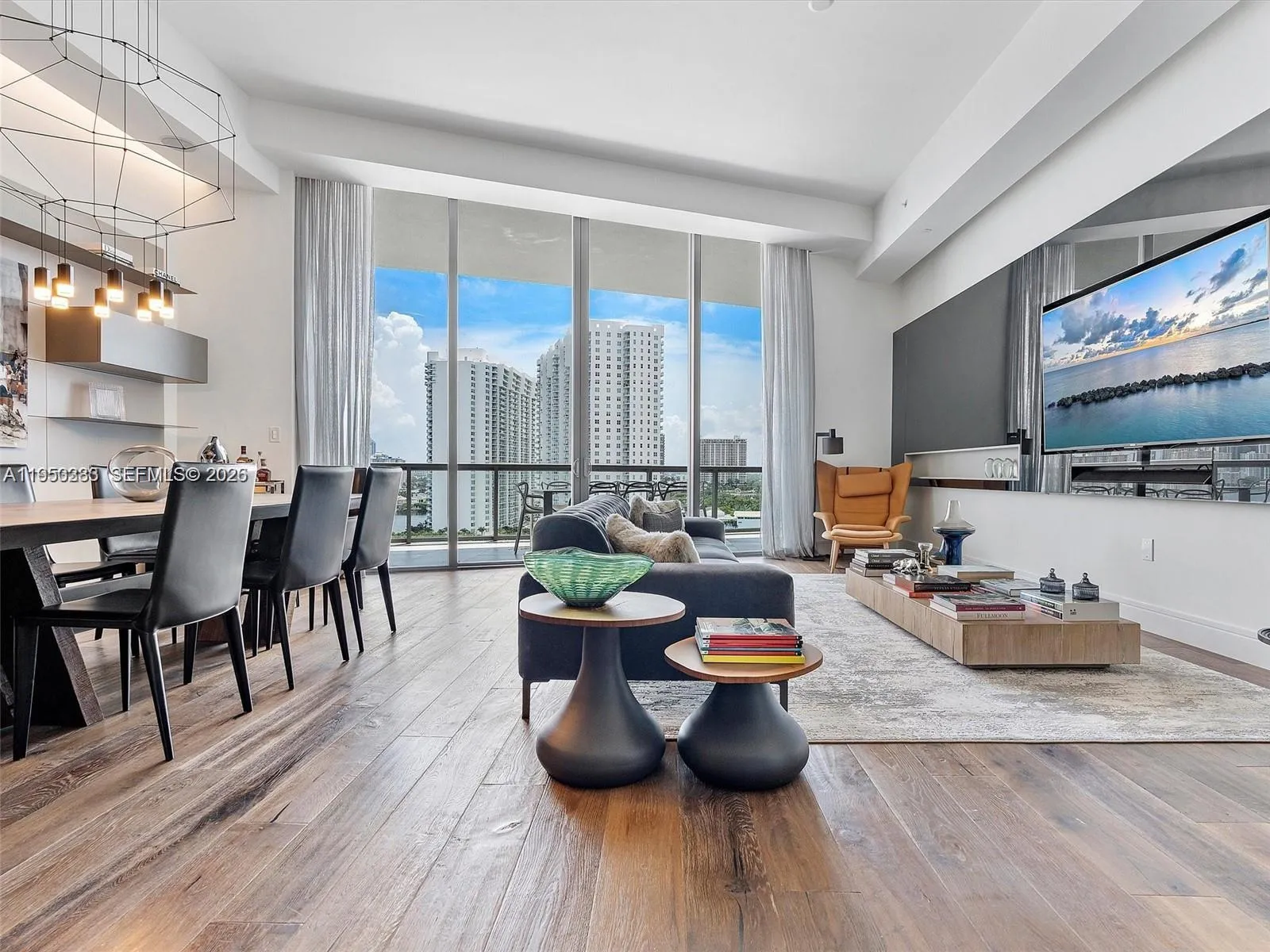 3 bedroom 4 bath for sale at 3250 NE 188th St, Aventura FL 33180