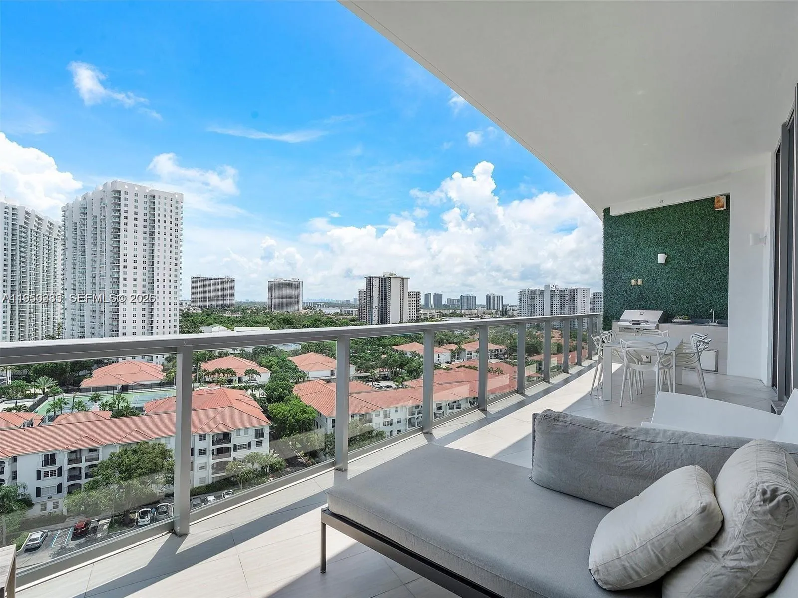 3250 NE 188th St, Aventura FL 33180
