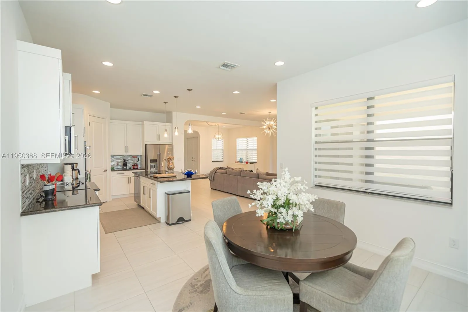 11824 SW 13th Ct, Pembroke Pines FL 33025