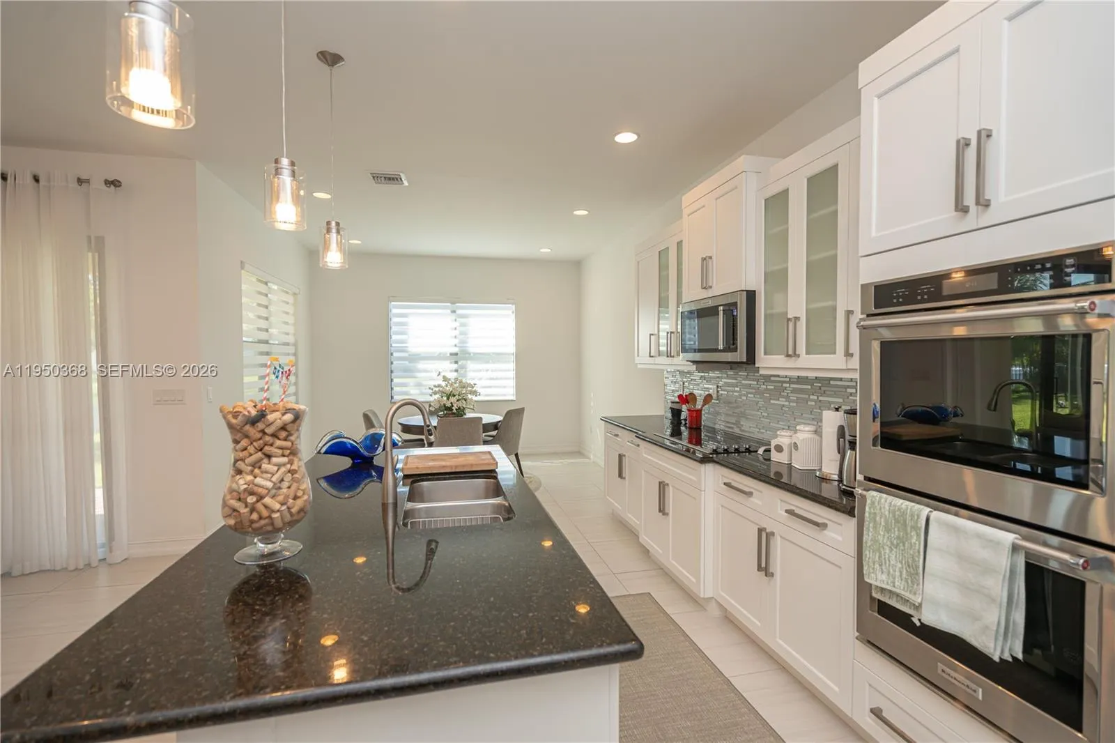 11824 SW 13th Ct, Pembroke Pines FL 33025
