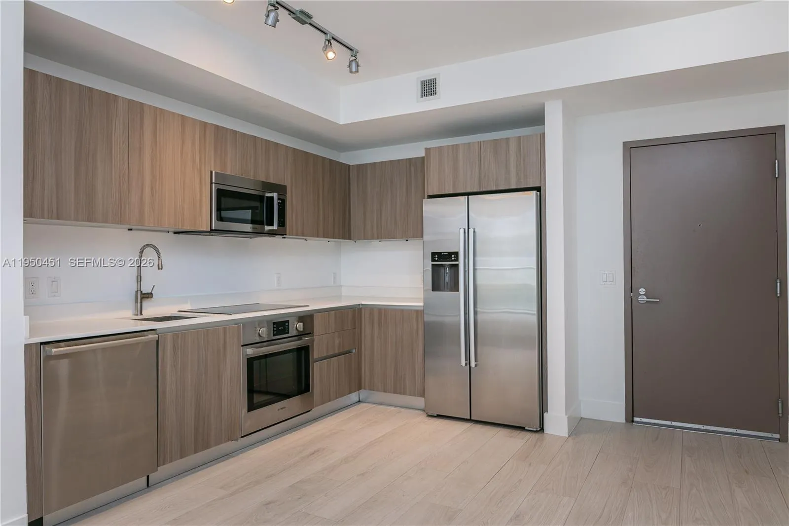 201 SW 17th Rd # 303, Miami FL 33129