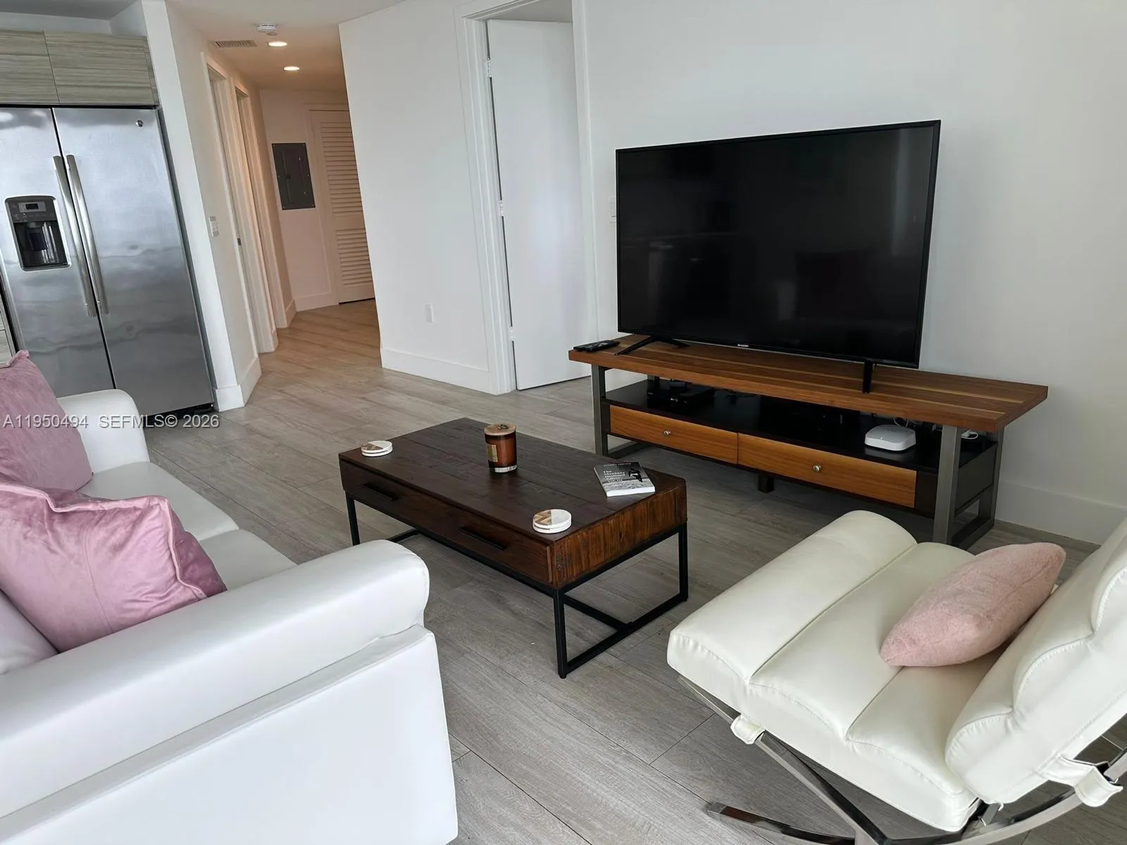 2 bedroom 2 bath for rent at 121 NE 34th St # 2309, Miami FL 33137