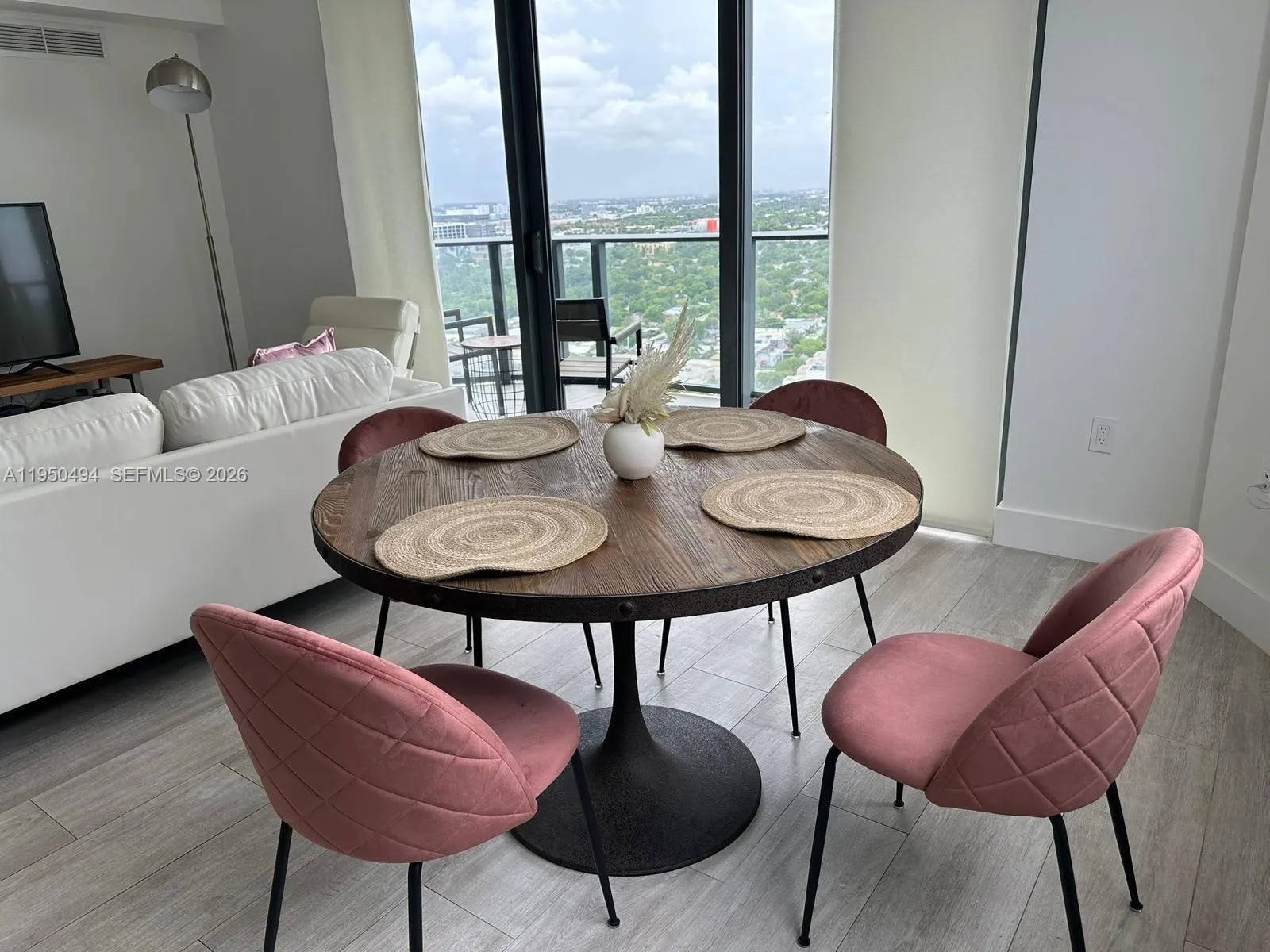 121 NE 34th St # 2309, Miami FL 33137