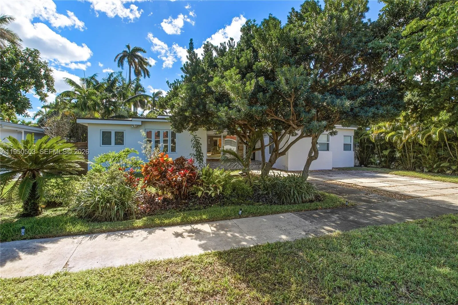 3 bedroom 2 bath for sale at 1106 NE 86th St, Miami FL 33138
