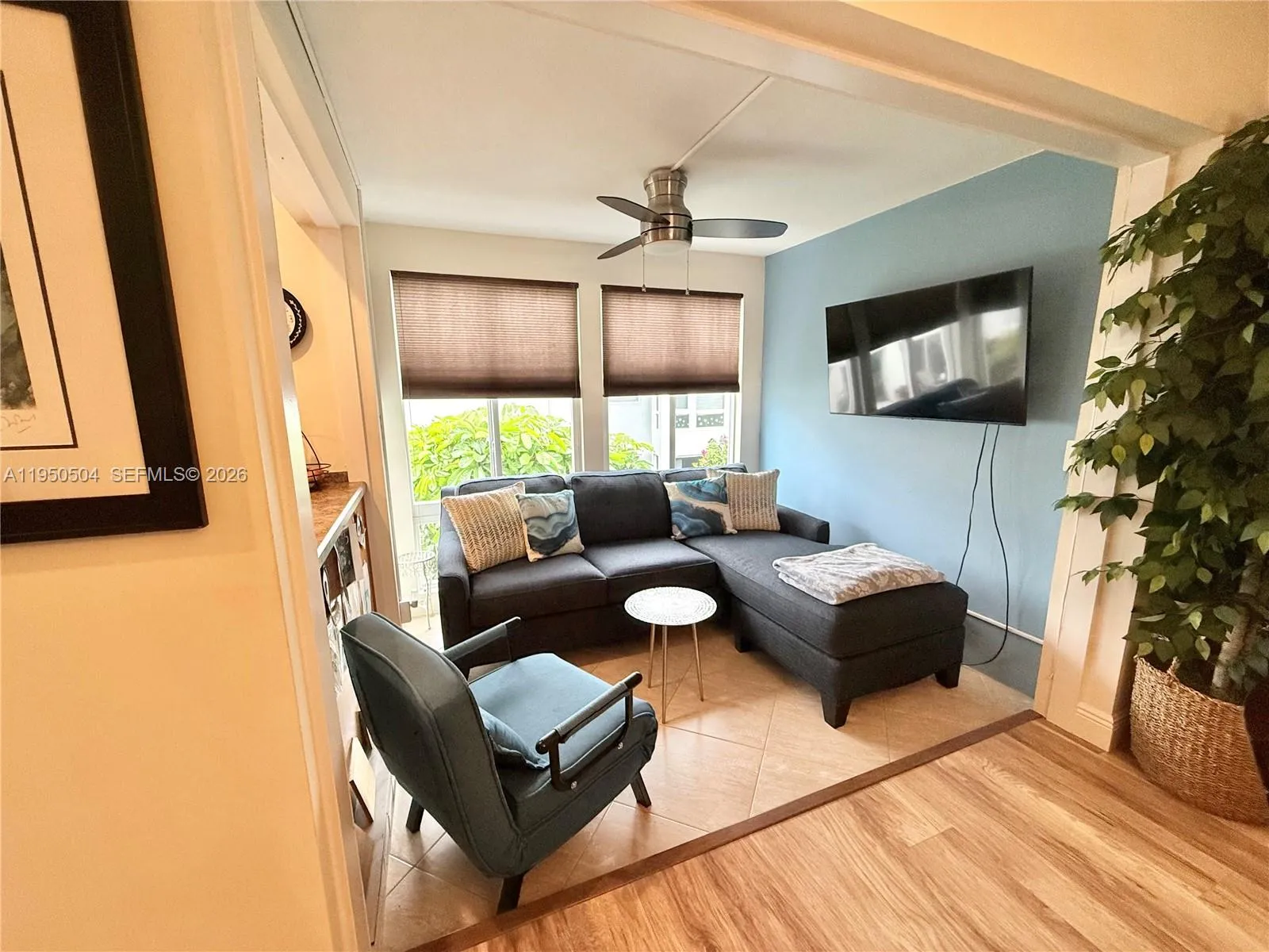 18 Colonial Club Dr # 202, Boynton Beach FL 33435