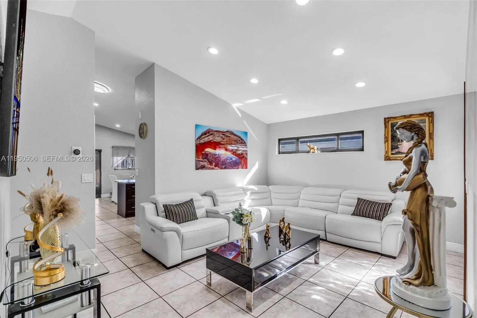 7579 W 31st Ave, Hialeah FL 33018