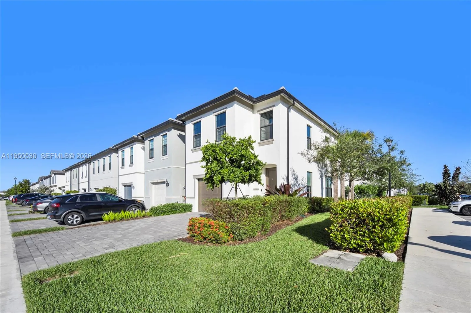 2121 S Appleton Cir S, Oakland Park FL 33309