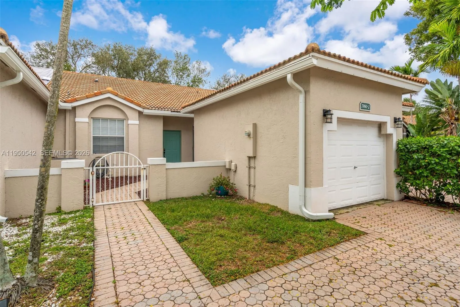 7980 S Aragon Blvd # 2, Sunrise FL 33322
