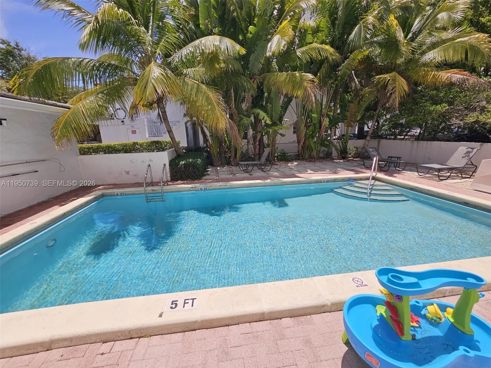 235 Antilla Ave # 4, Coral Gables FL 33134