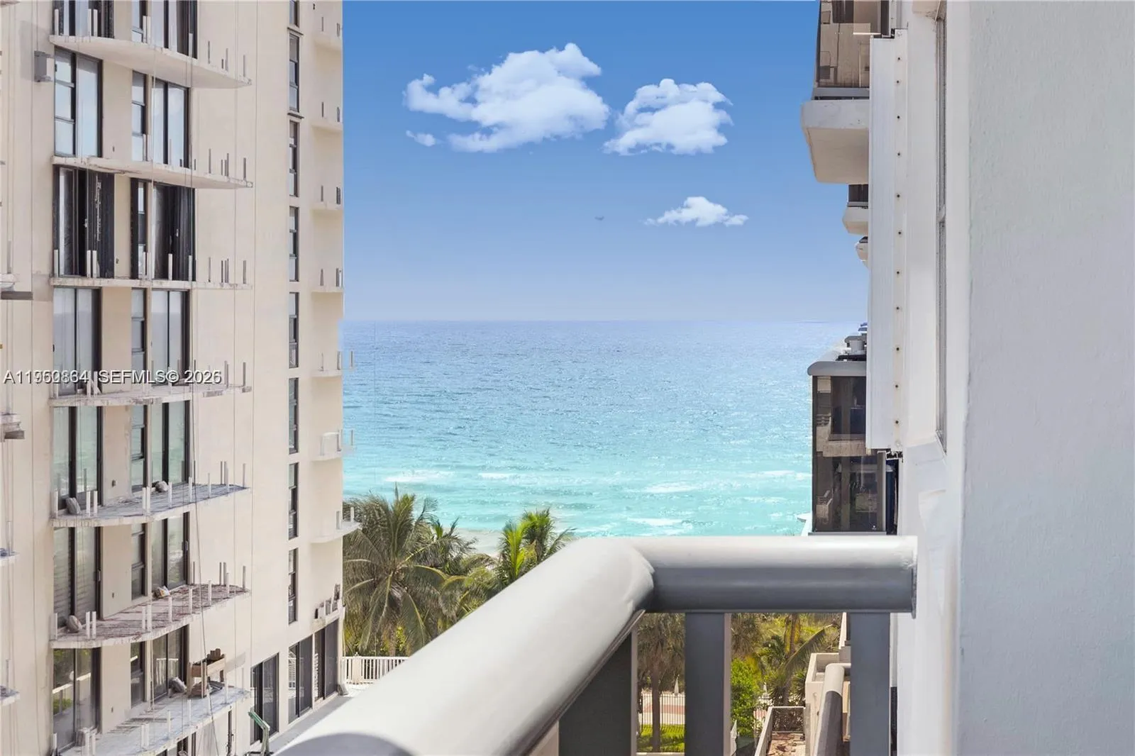 1 bedroom 2 bath for sale at 6039 Collins Ave # 809, Miami Beach FL 33140