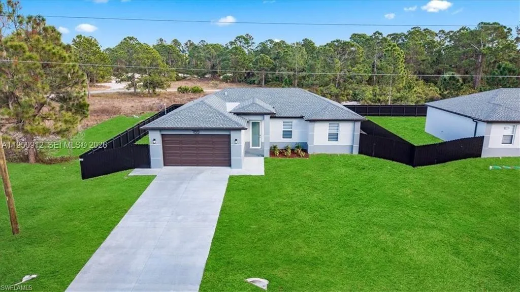 759 SILVERSTAR AVE S, Lehigh Acres FL 33974