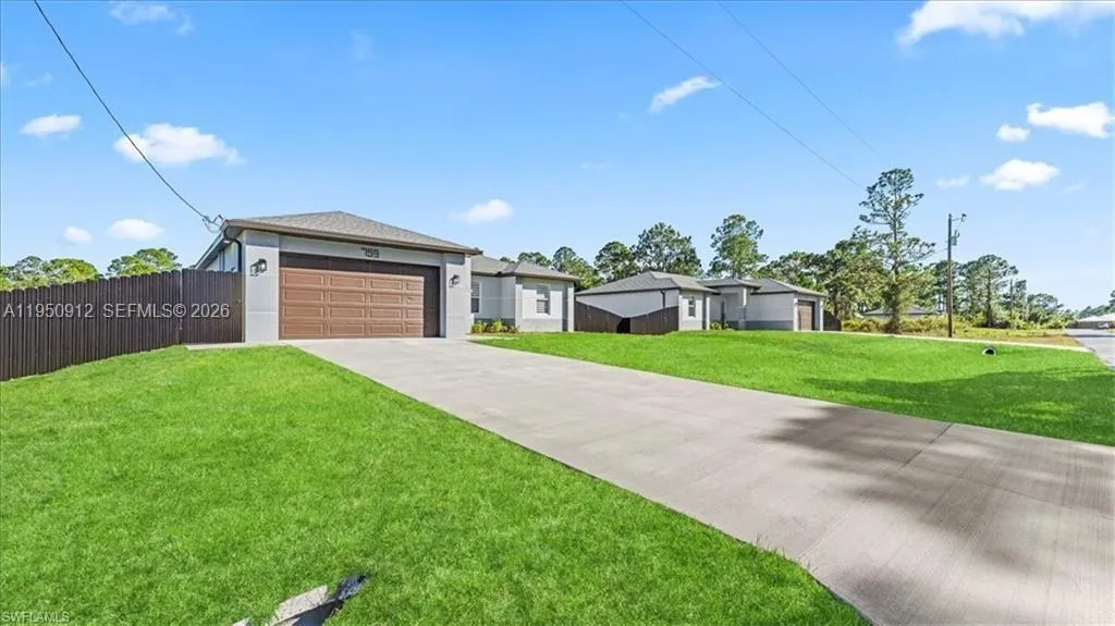 759 SILVERSTAR AVE S, Lehigh Acres FL 33974