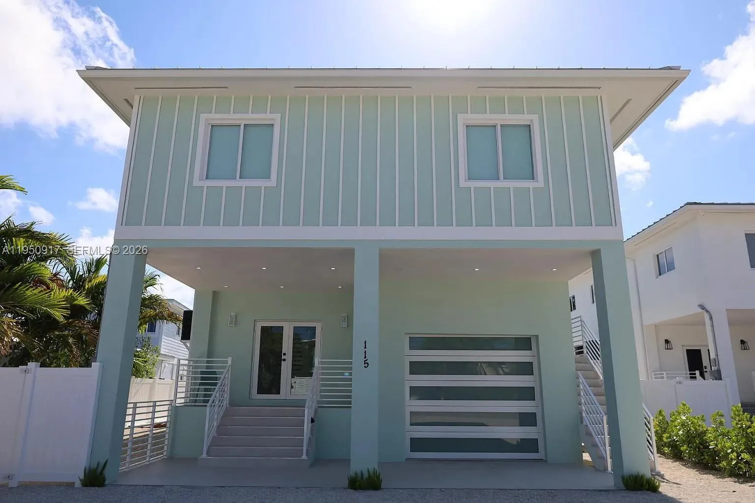 5 bedroom 3 bath for sale at 115 Azalea St, Tavernier FL 33070