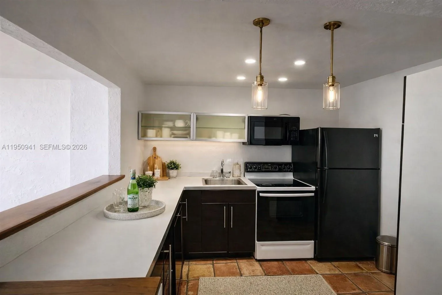 1228 West Ave # 909, Miami Beach FL 33139