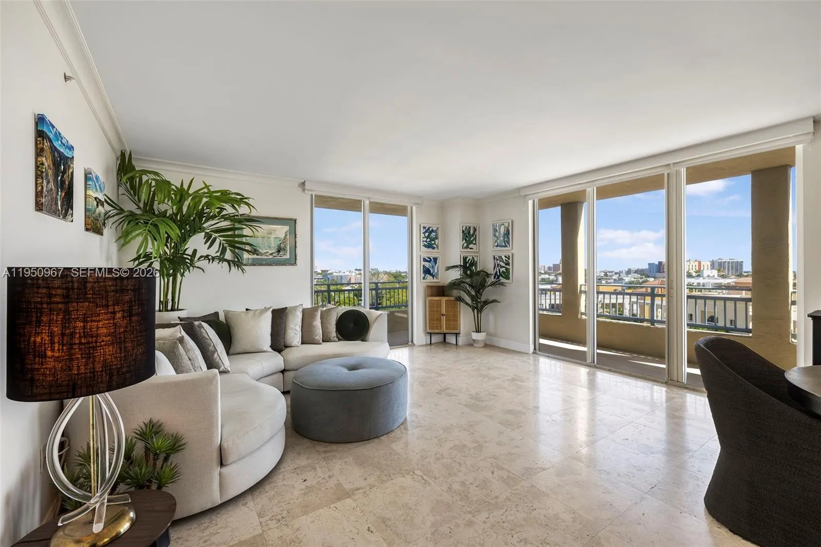 2 bedroom 2 bath for sale at 90 Alton Rd # 811, Miami Beach FL 33139