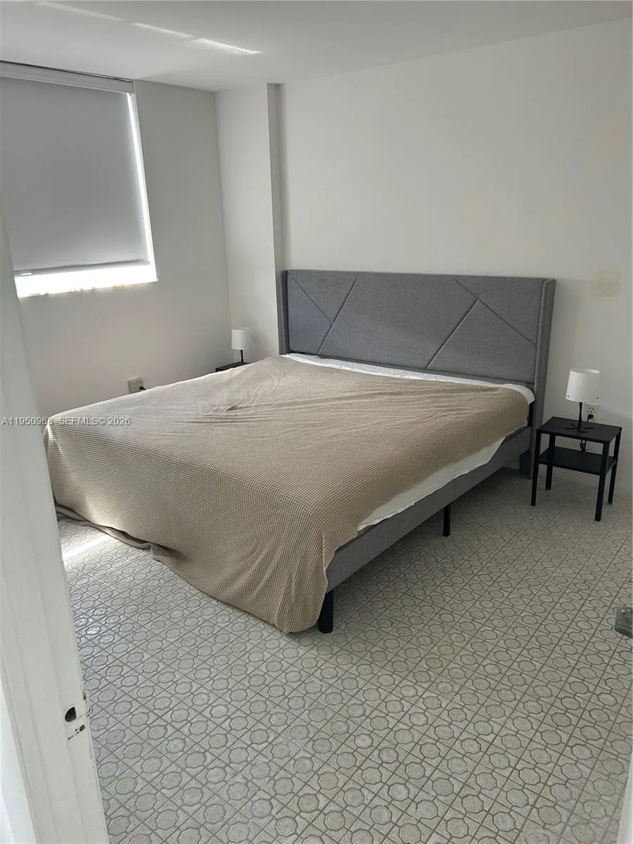 401 Ocean Dr # 810, Miami Beach FL 33139