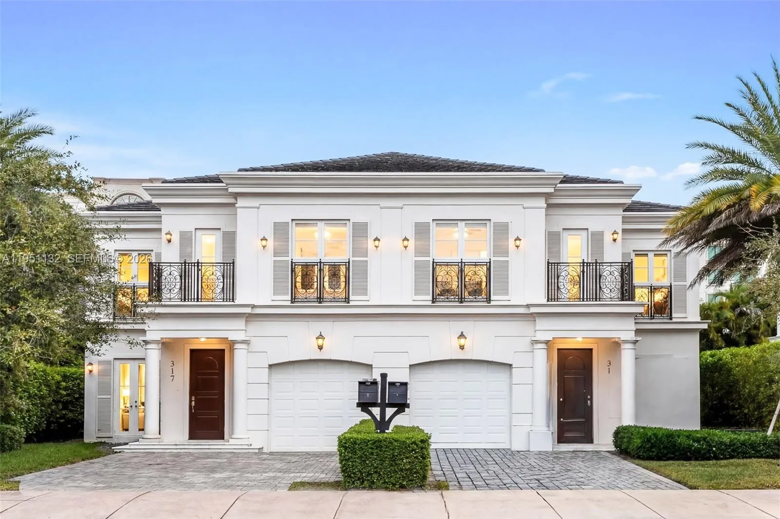 3 bedroom 3 bath for sale at 315 Santander Ave # 315, Coral Gables FL 33134