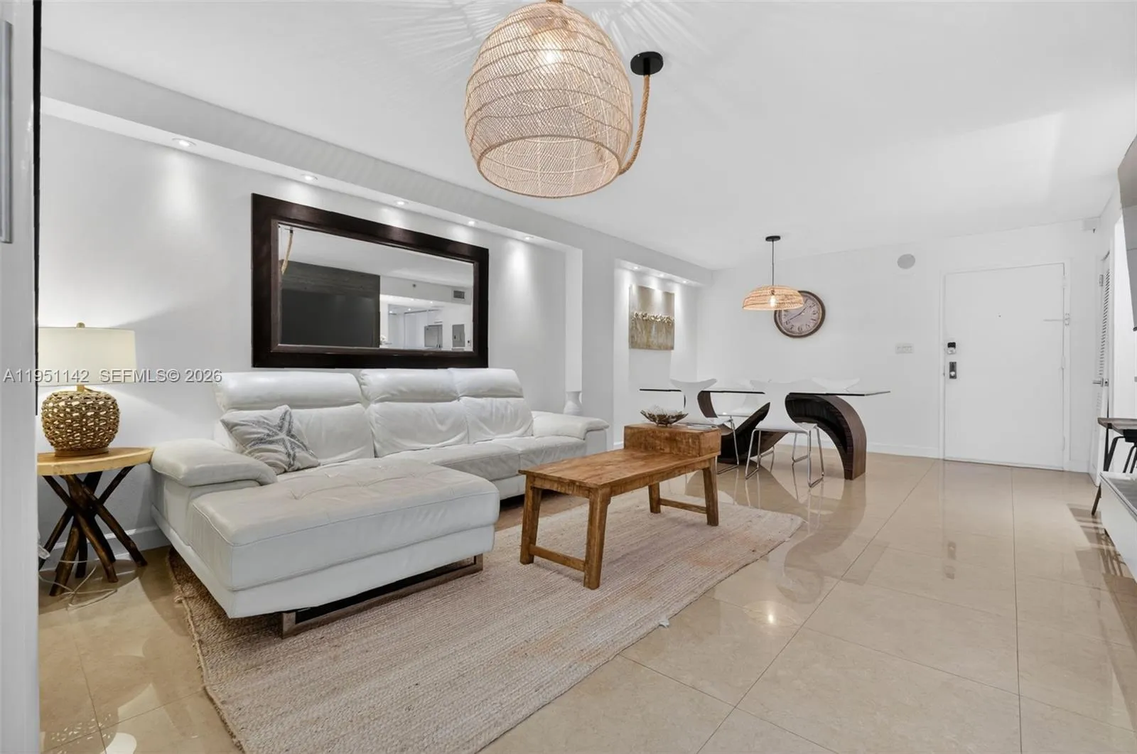 2401 Collins Ave # 1110, Miami Beach FL 33140