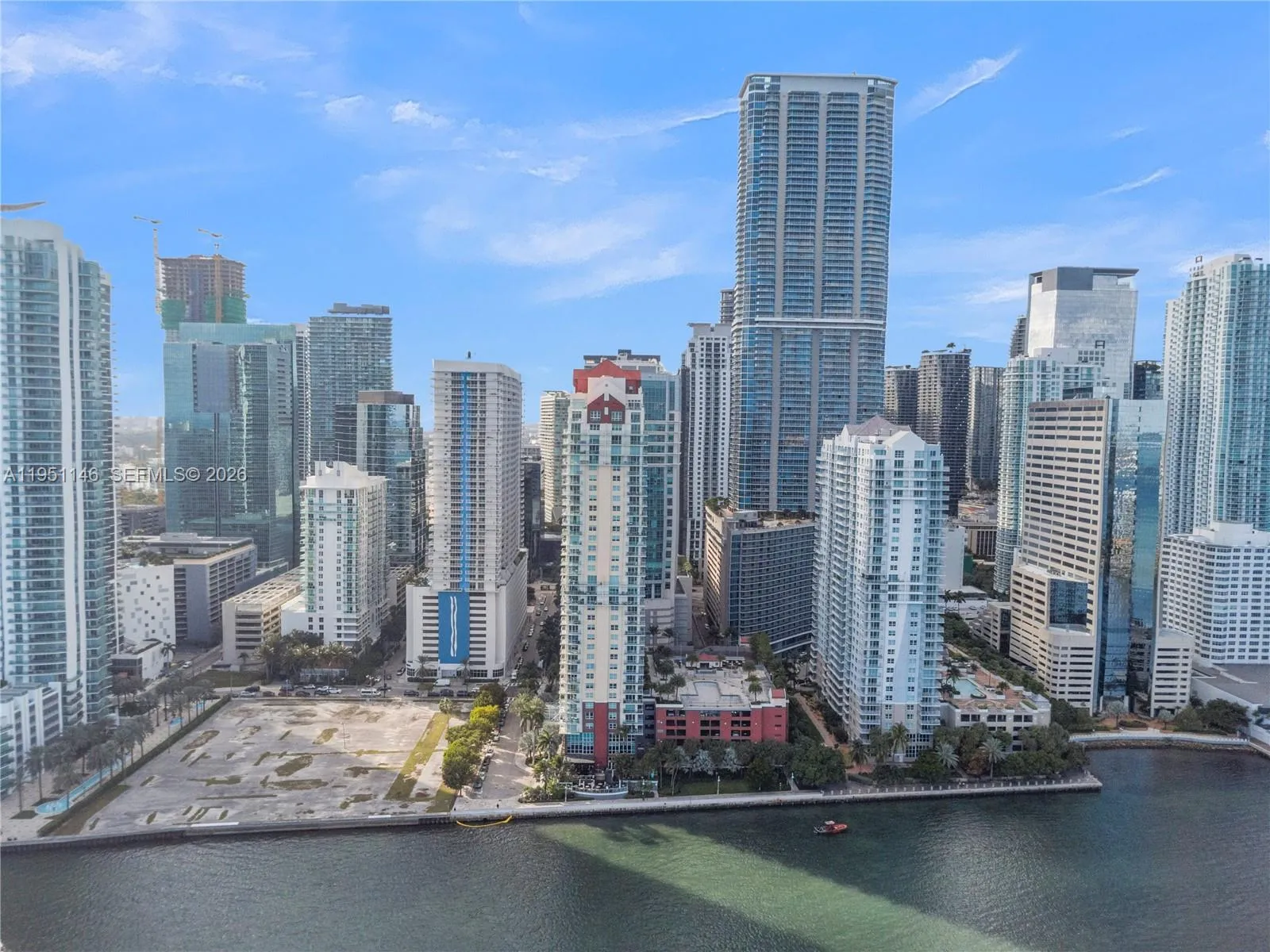 3 bedroom 2 bath for sale at 1155 Brickell Bay Dr, Miami FL 33131