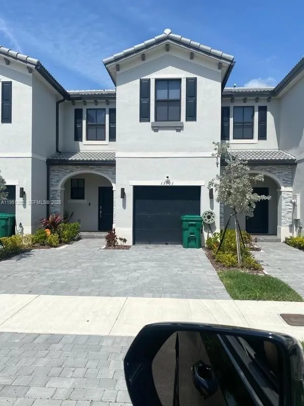 3 bedroom 2 bath for sale at 13101 SW 286th Way, Homestead FL 33033