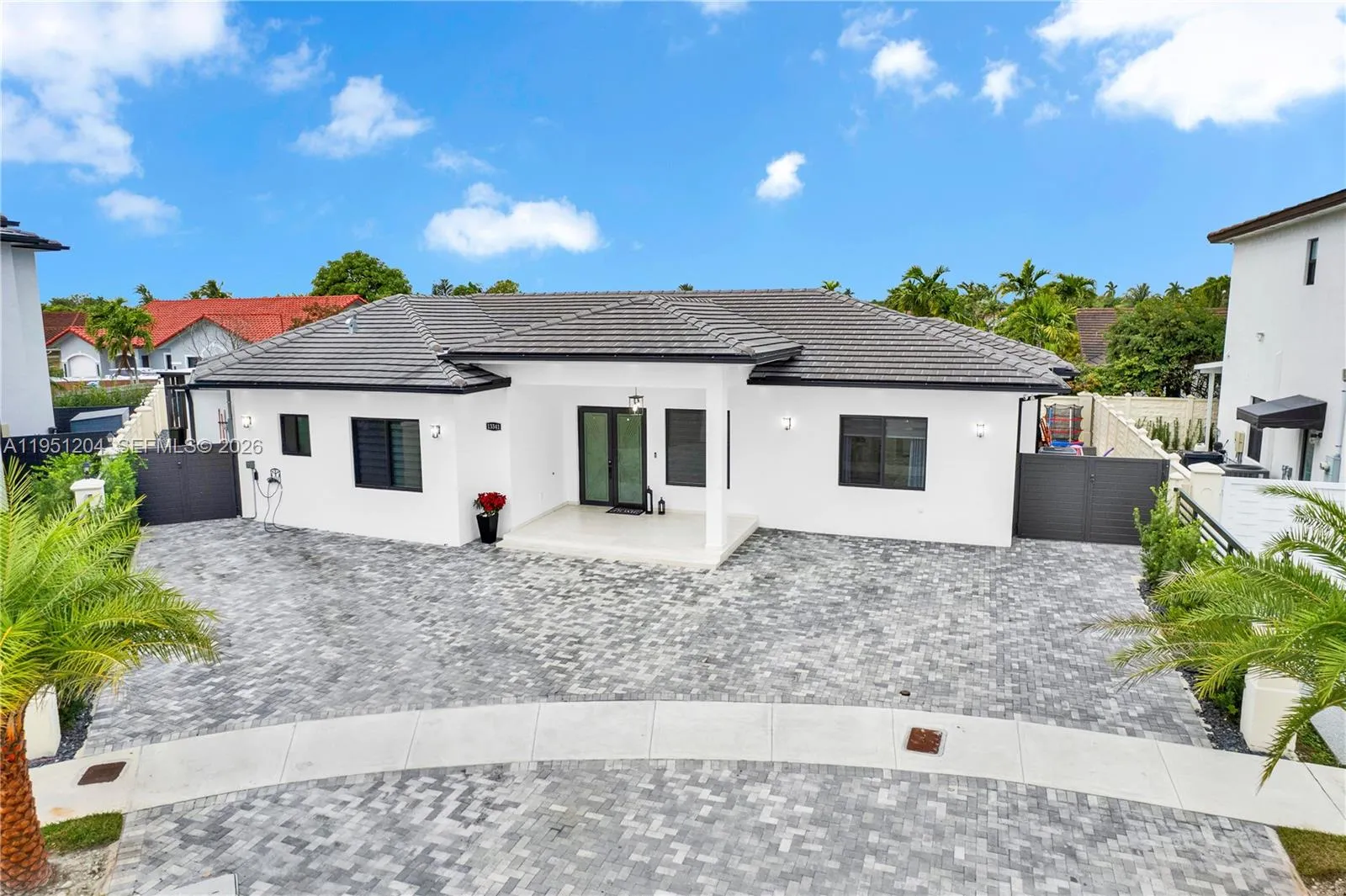 13341 SW 41st St, Miami FL 33175