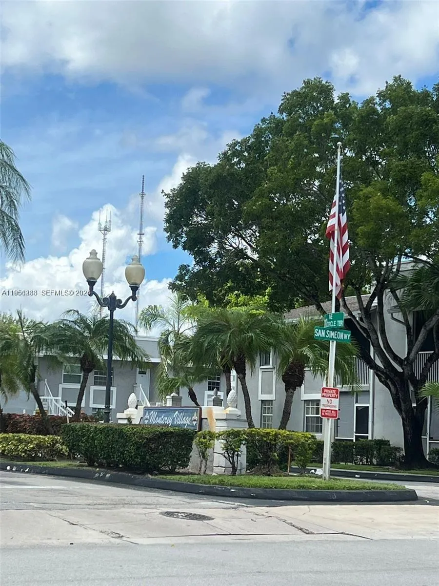 455 NE 210th Cir Ter # 18, Miami FL 33179