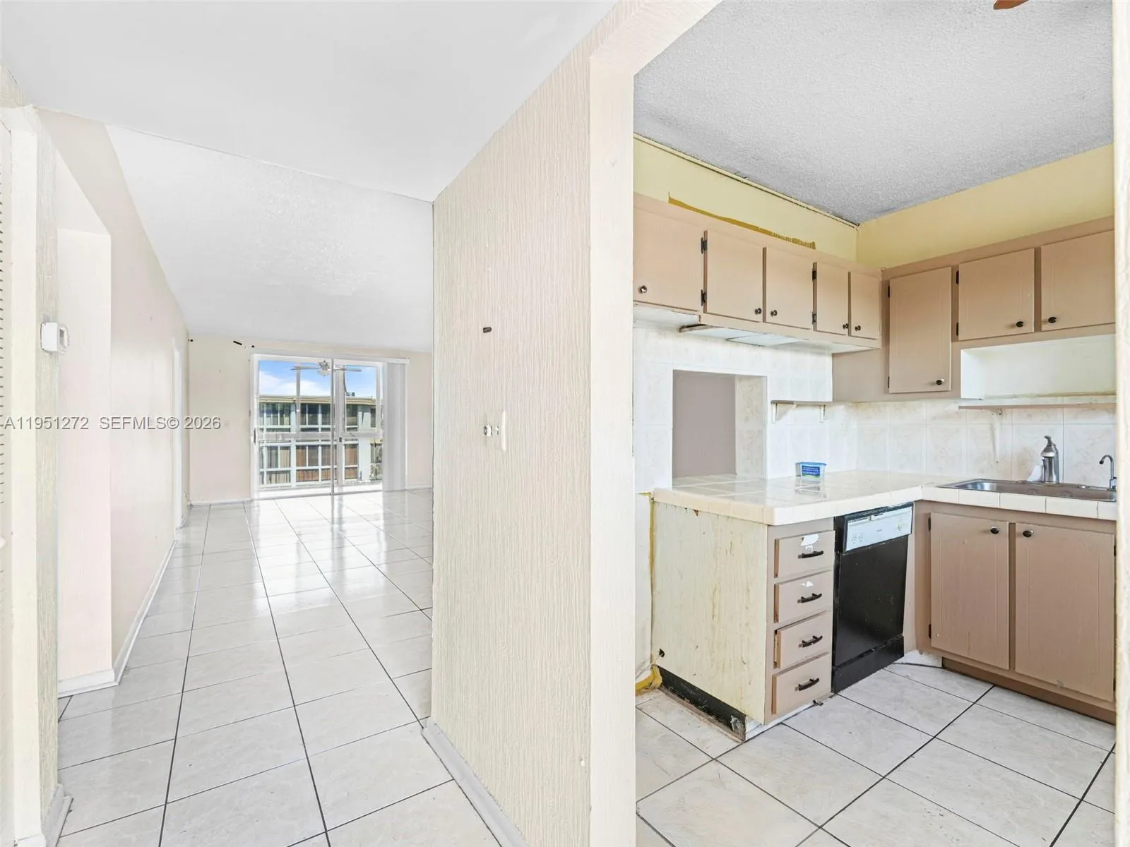 6005 Del Lago Cir # 305, Sunrise FL 33313