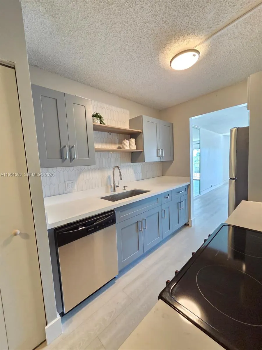 1401 SW 128th Ter # 304H, Pembroke Pines FL 33027