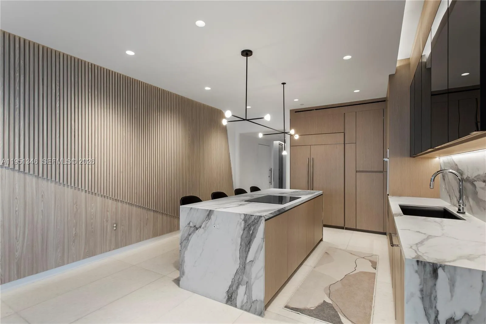 851 NE 1st Ave # 3411, Miami FL 33132