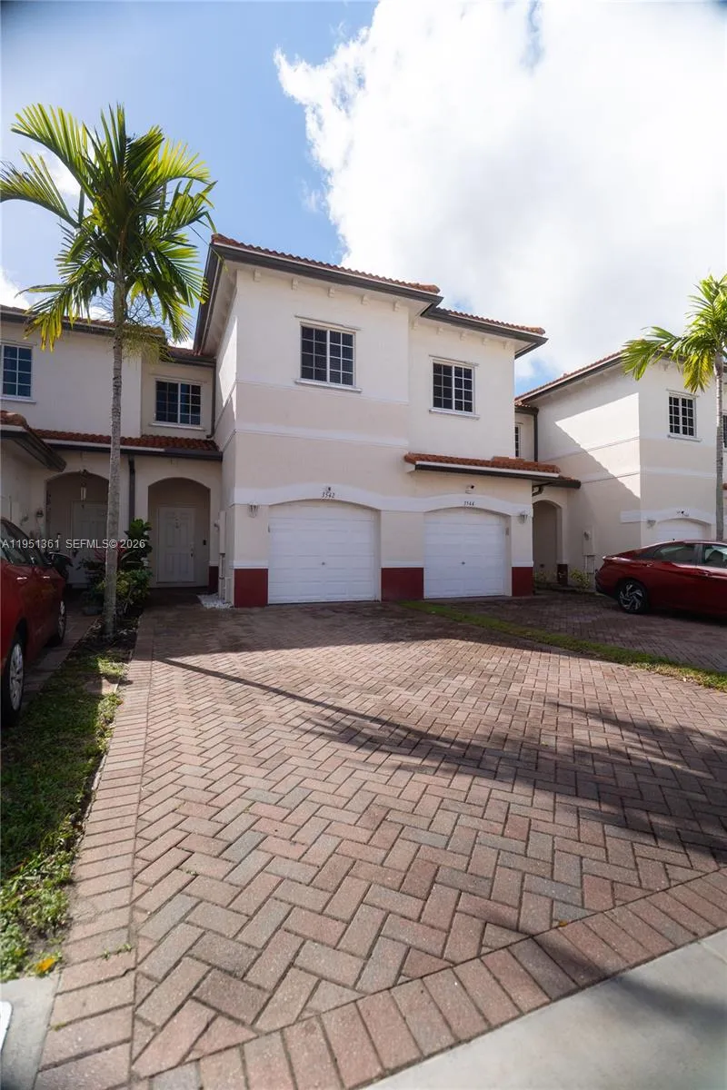 3 bedroom 2 bath for sale at 3542 NW 29th Ct, Lauderdale Lakes FL 33311