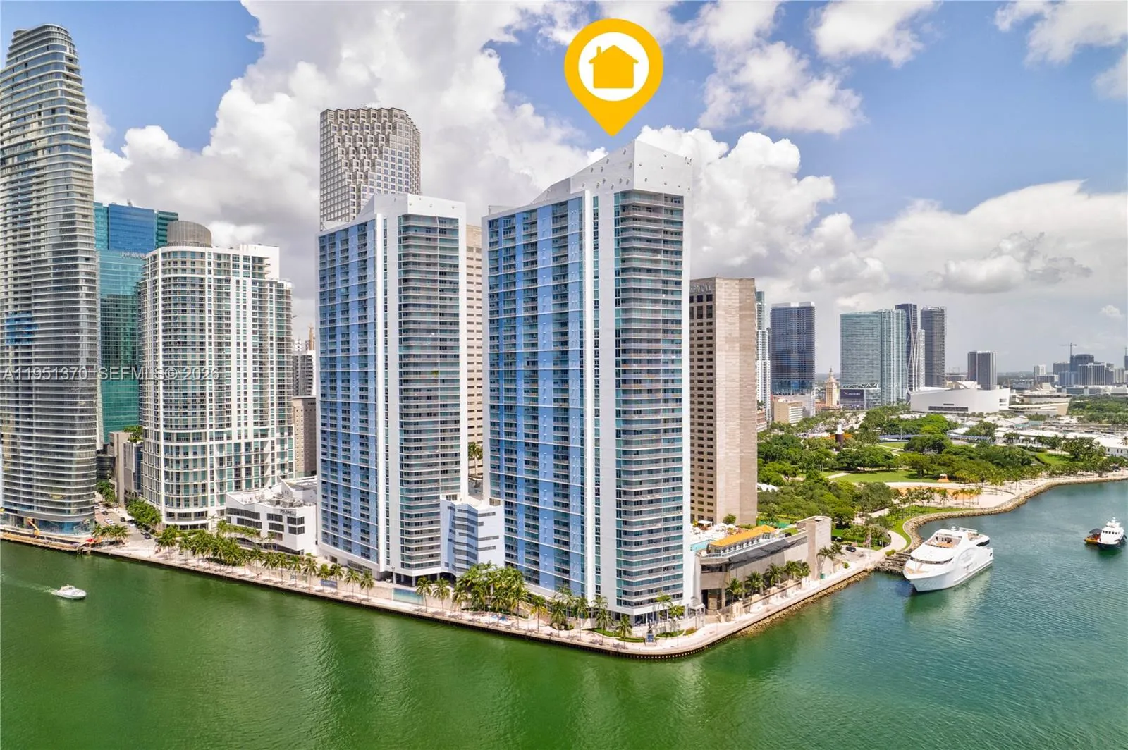3 bedroom 2 bath for sale at 335 S Biscayne Blvd # 1209, Miami FL 33131