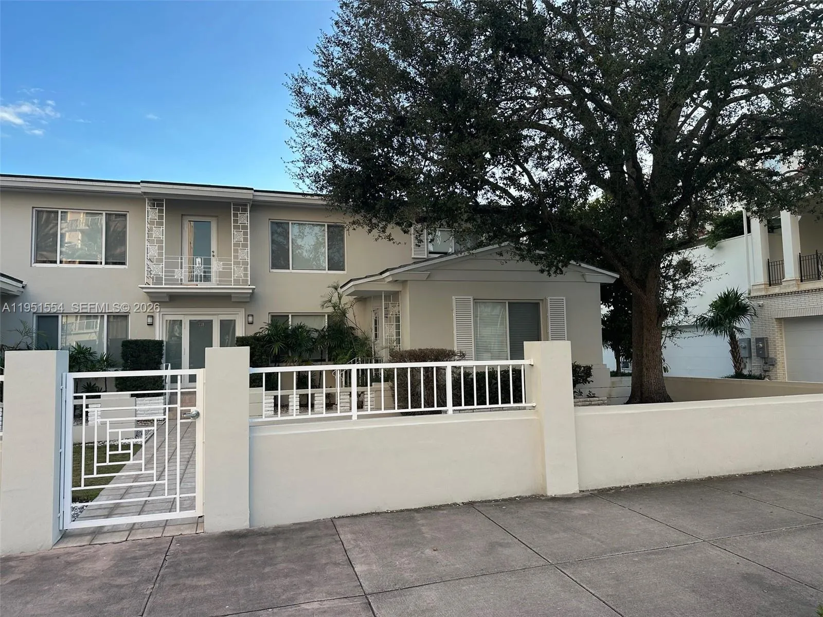 738 Biltmore Way # 6, Coral Gables FL 33134