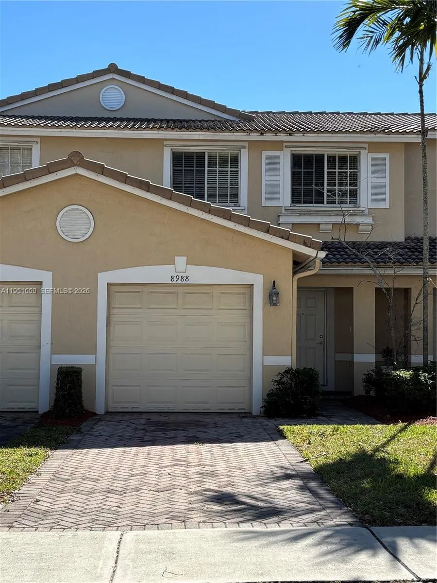 5907 Abbey Rd, Tamarac FL 33321
