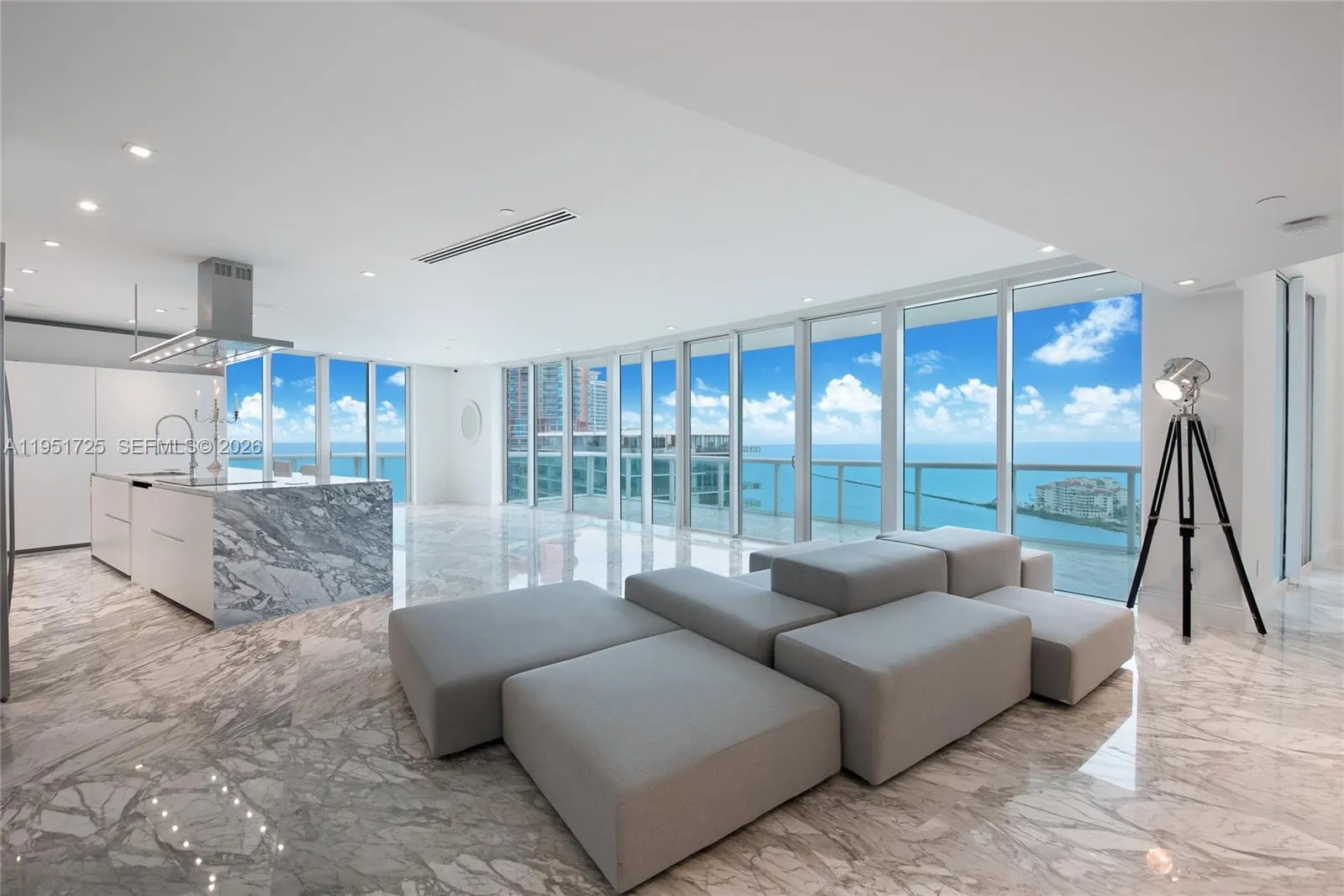 1000 S Pointe Dr # 2804, Miami Beach FL 33139